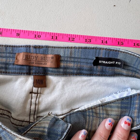 Judy Blue - High Waist Vintage Look Plaid Straight Leg Jeans - Plaid - 14W - - Picture 6 of 10